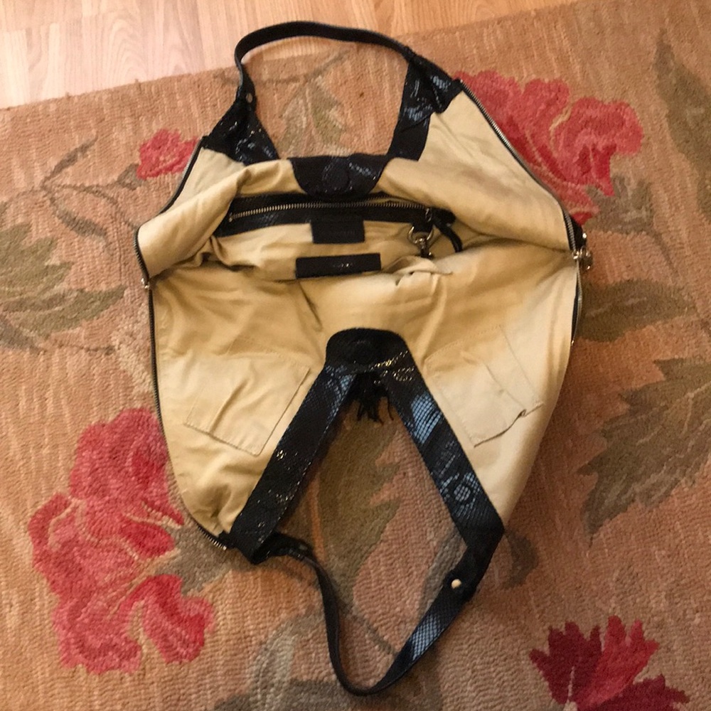 Purse - Picture 2 of 5